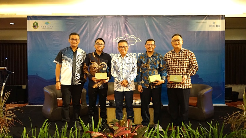 Company recognition award ceremony