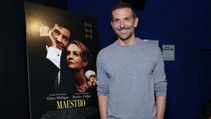 Bradley Cooper dành 6 năm để học cách chỉ huy cho 6 phút âm nhạc trong phim 'Maestro'